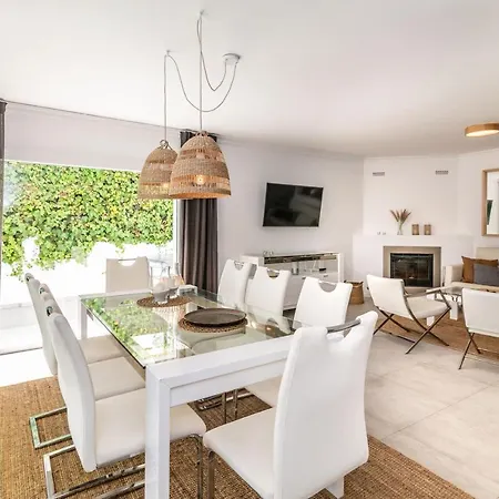 Villa Vacation I Jazmines, 4bdr, Private Pool & Bbq