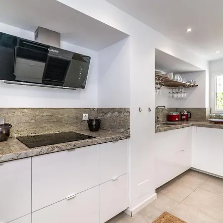 Vacation I Jazmines, 4bdr, Private Pool & Bbq Marbella
